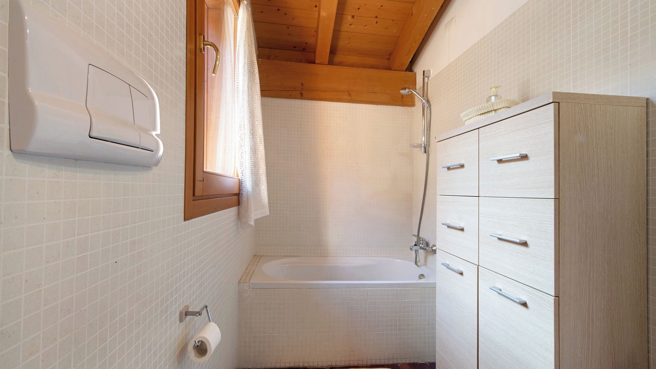Photo of Bathroom in Regoledo