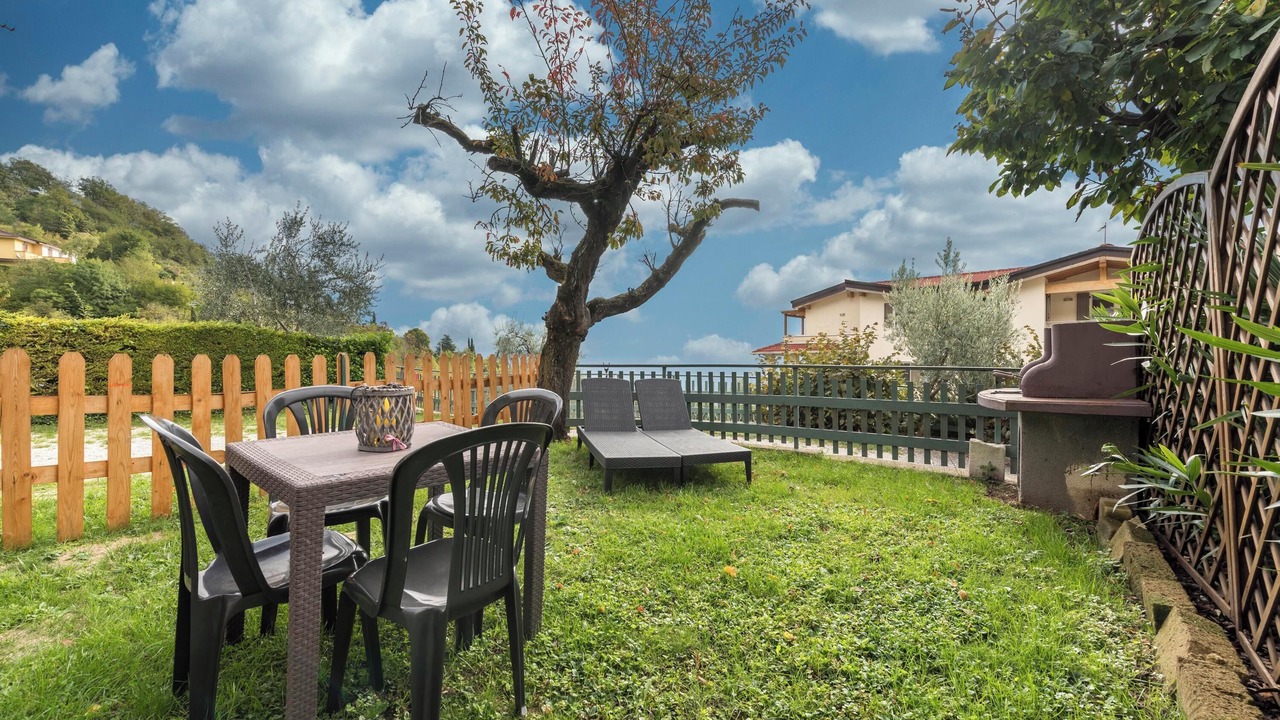 Photo of Outdoor in Aer