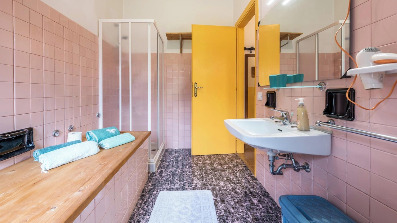 Photo of Bathroom in Aer