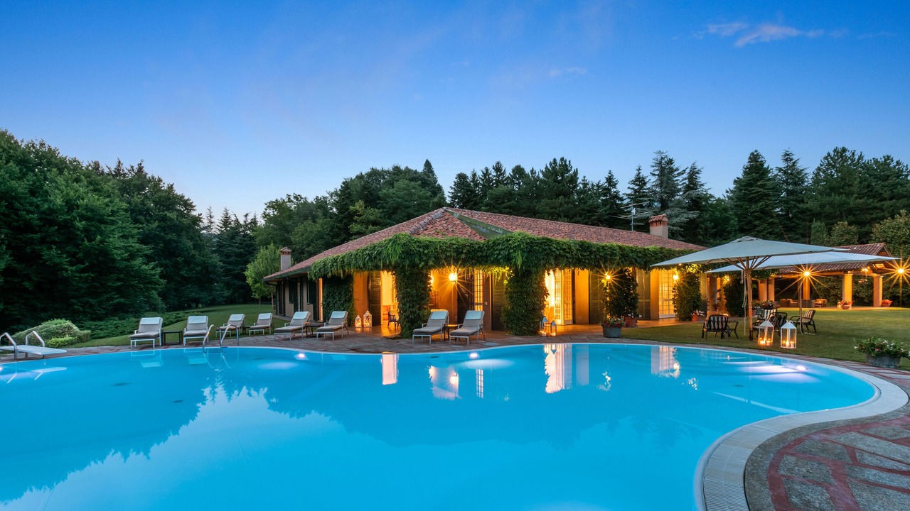Photo of Outdoor in Carella