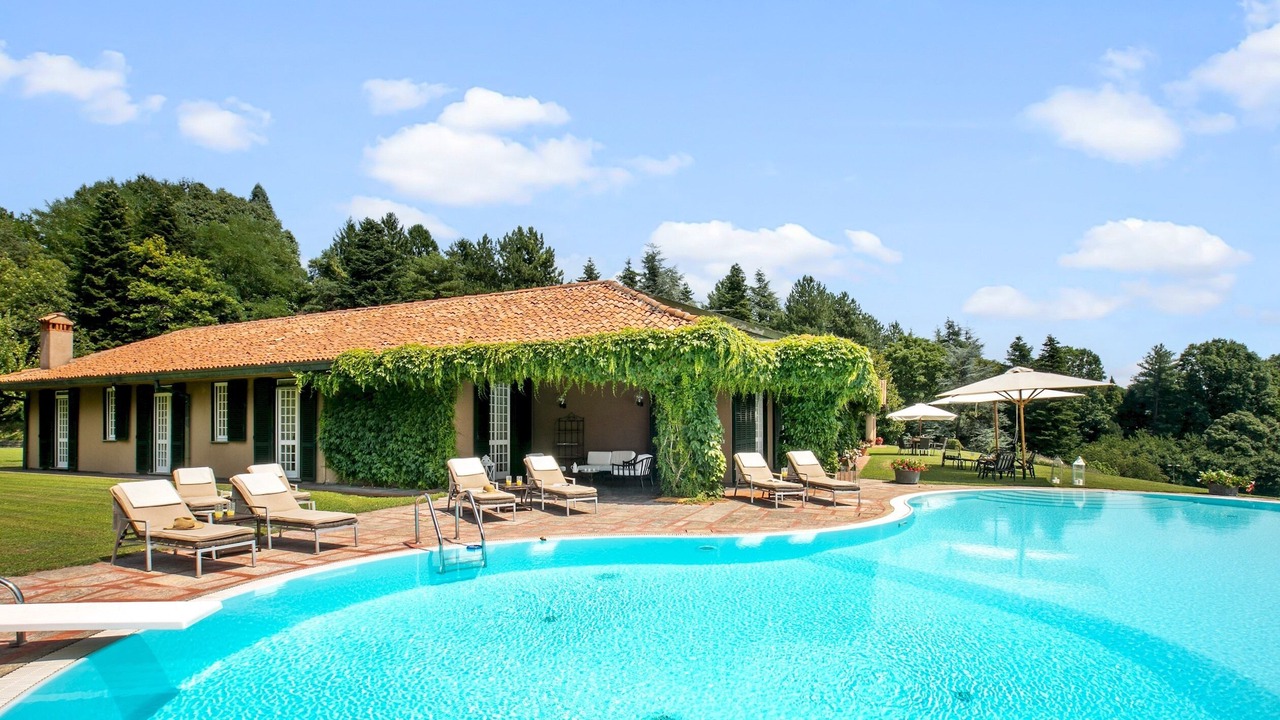 Photo of Outdoor in Carella