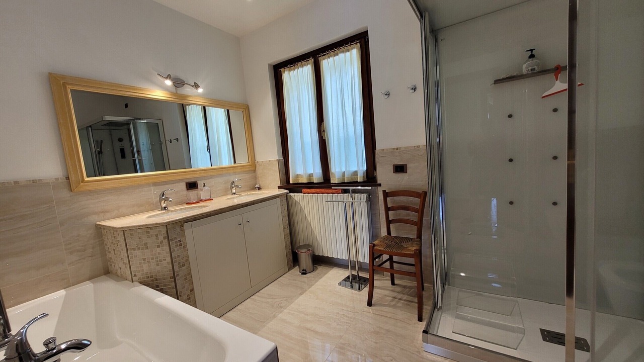 Photo of Bathroom in Costa Volpino