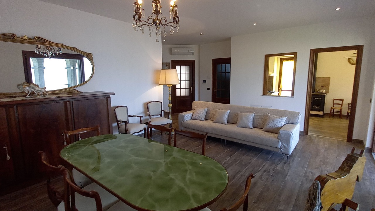 Photo of Livingroom in Costa Volpino