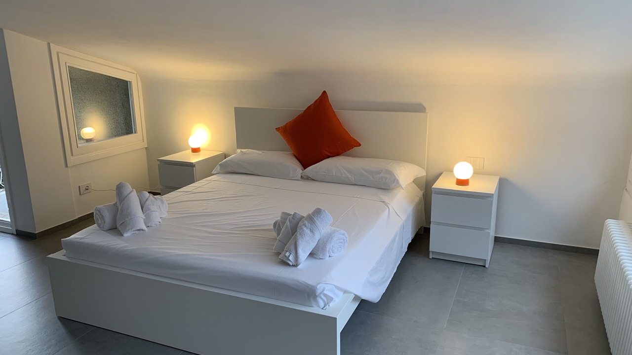 Photo of Bedroom in Como