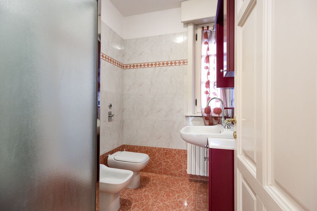 Photo of Bathroom in Lainate