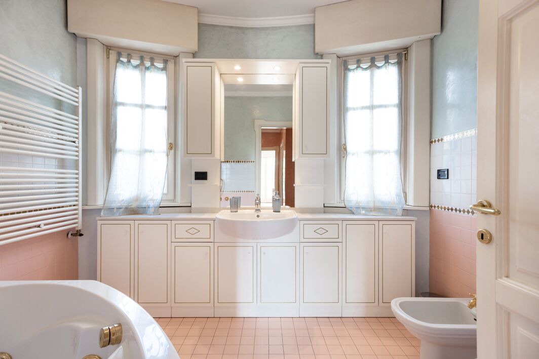 Photo of Bathroom in Lainate