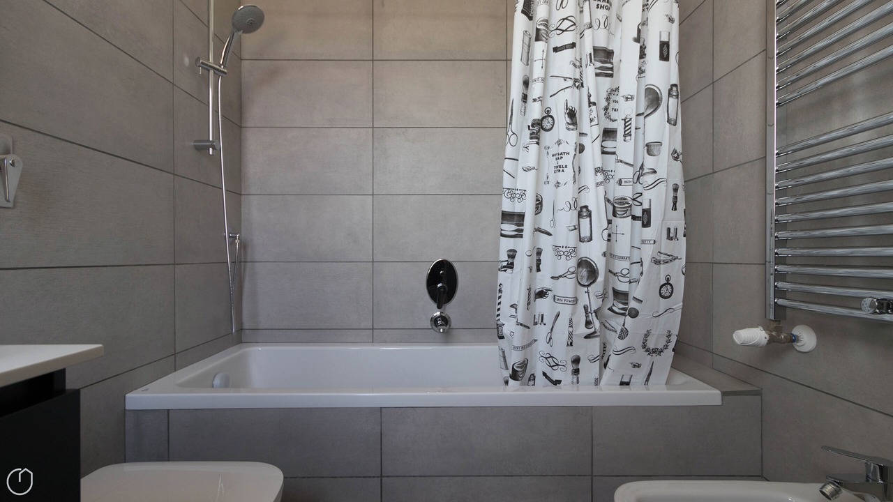 Photo of Bathroom in Turro