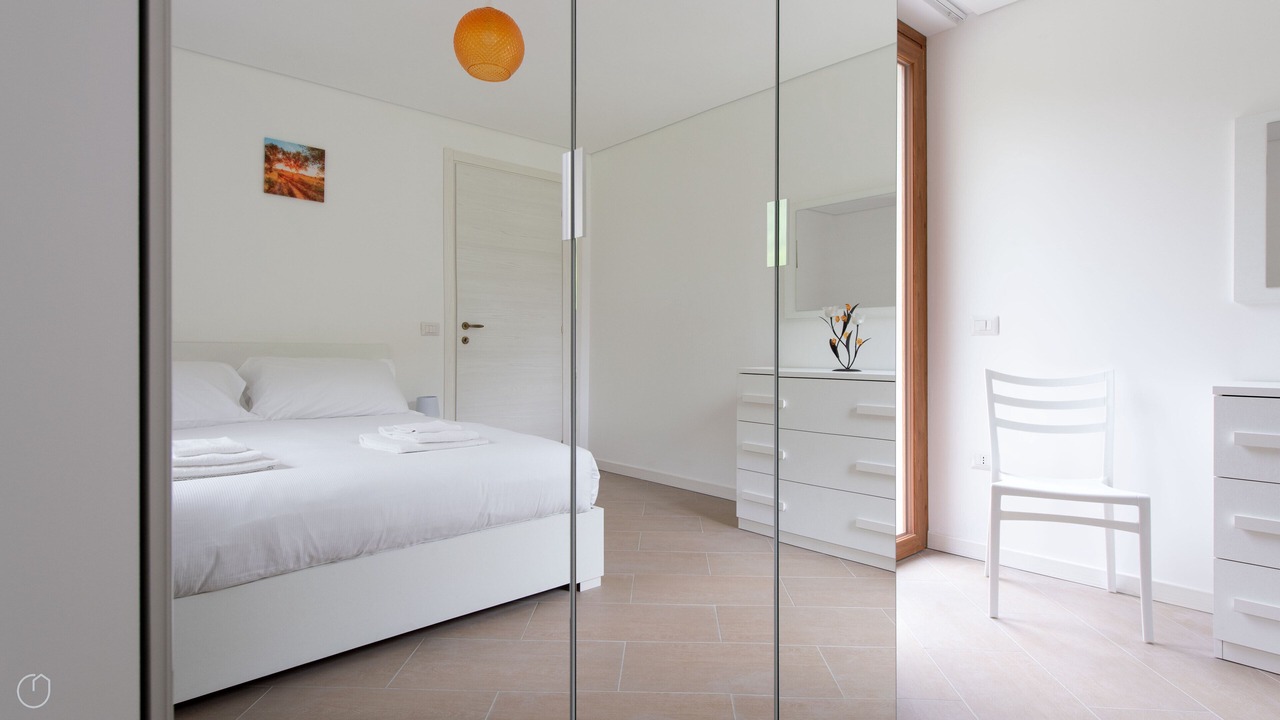 Photo of Bedroom in Tola