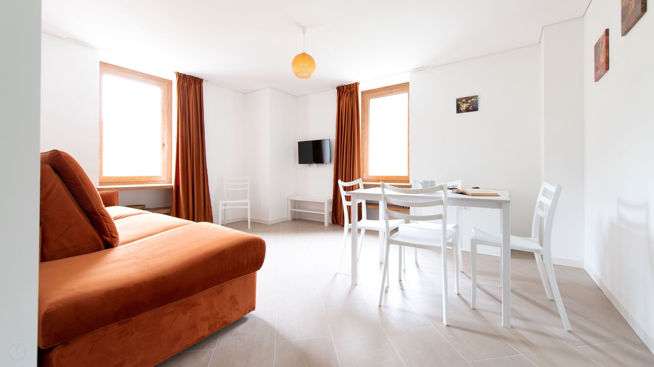 Photo of Livingroom in Tola