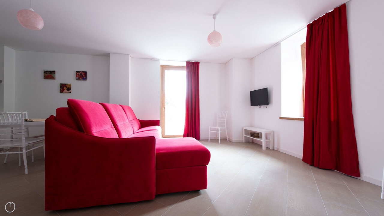 Photo of Livingroom in Tola