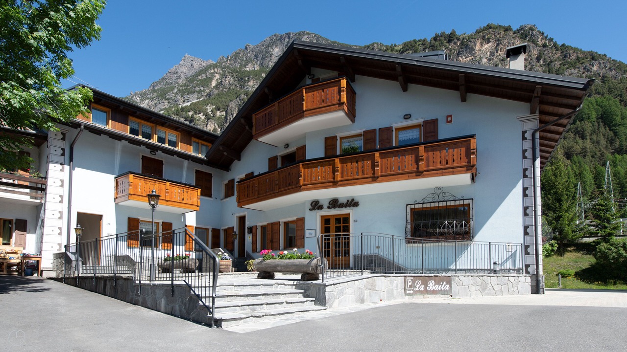 Photo of Outdoor in Premadio