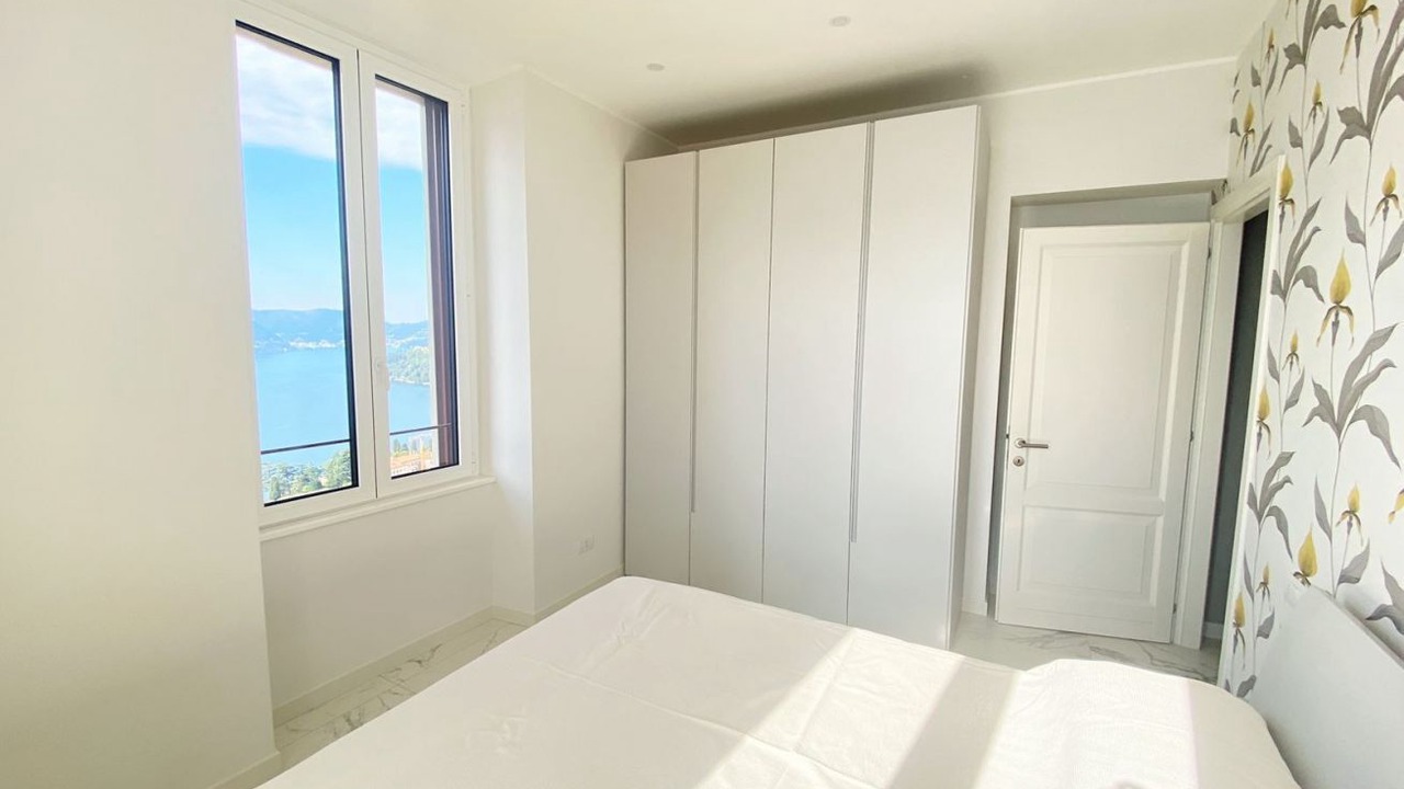 Photo of Bedroom in Moltrasio