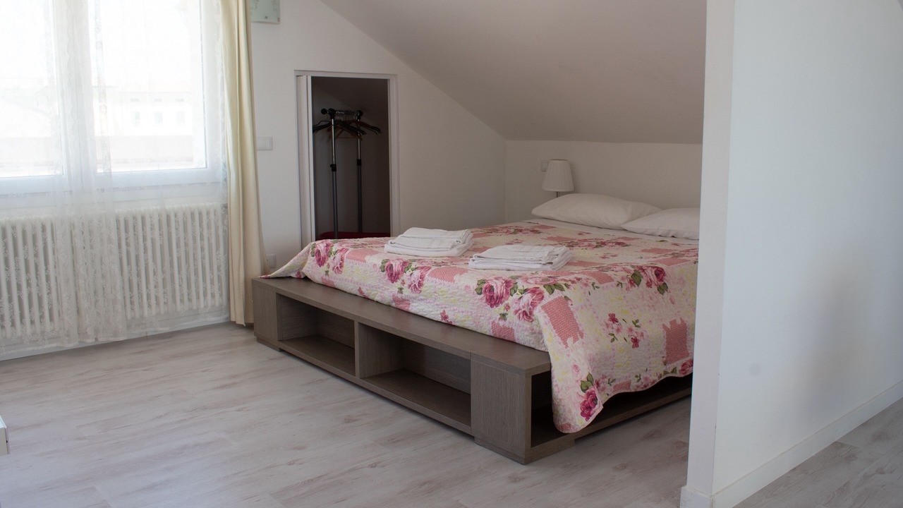 Photo of Bedroom in Desenzano del Garda
