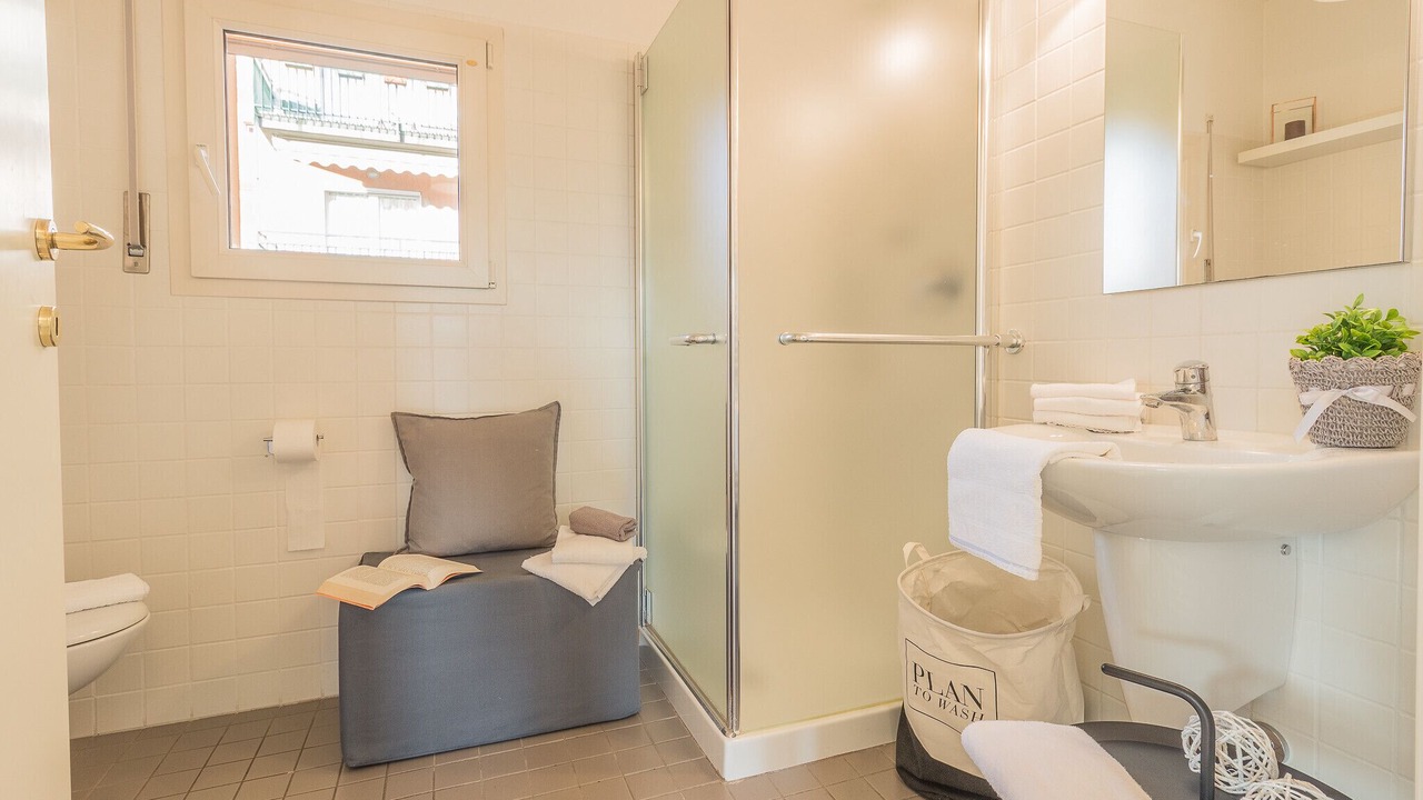 Photo of Bathroom in Lierna