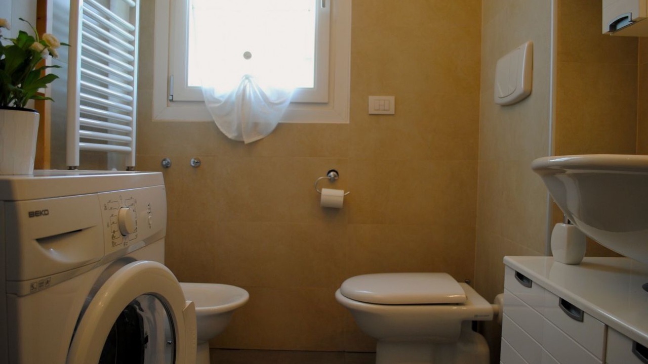 Photo of Bathroom in Rho