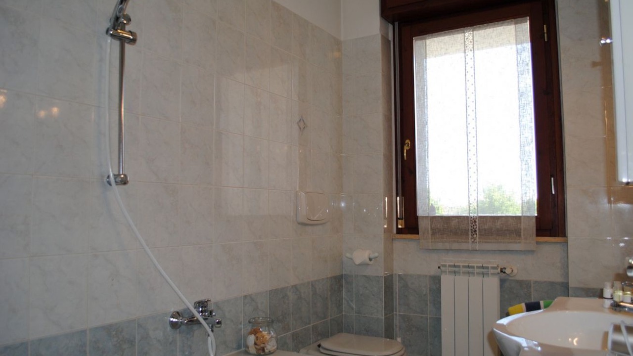Photo of Bathroom in Rho