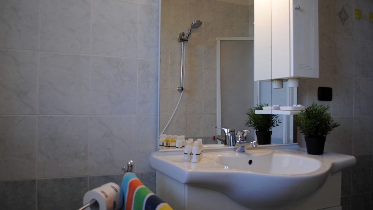 Photo of Bathroom in Rho