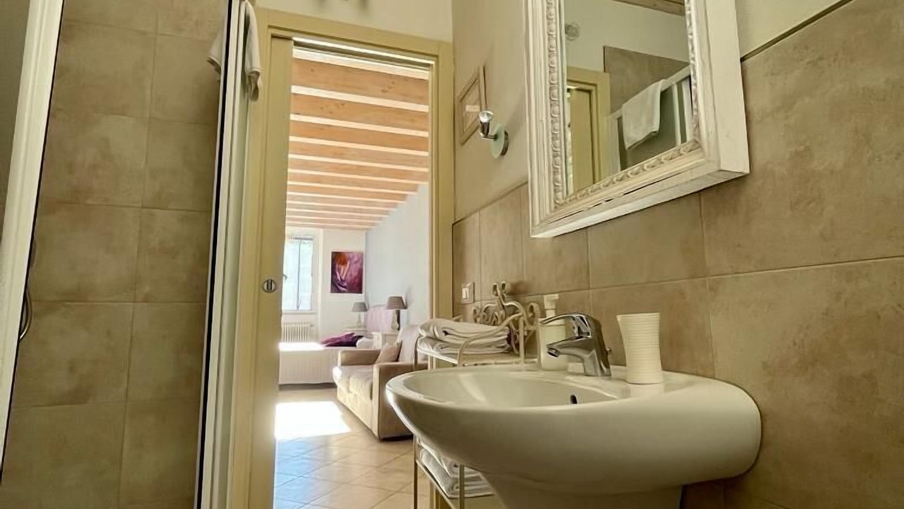Photo of Bathroom in Sirmione