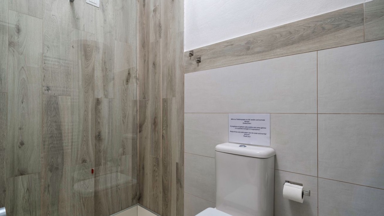 Photo of Bathroom in Lugana