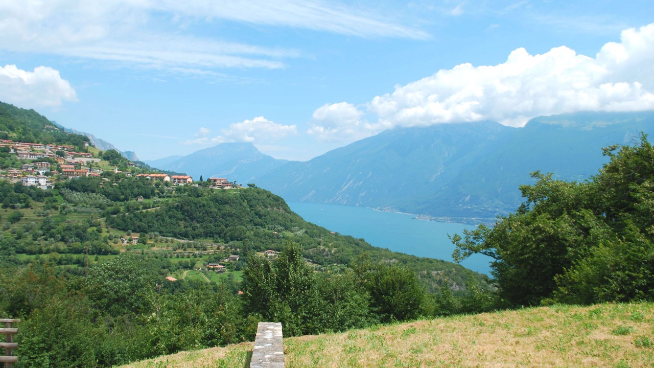 Photo of Others in Prabione
