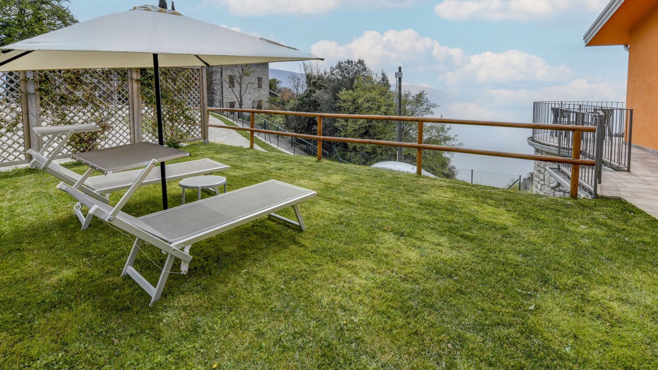 Photo of Patio Balcony in Tignale