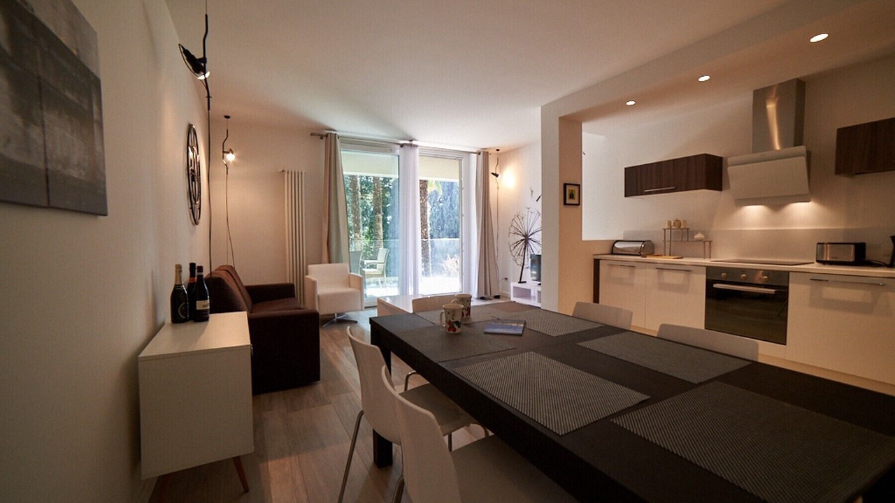 Photo of Bedroom in Gardone Riviera