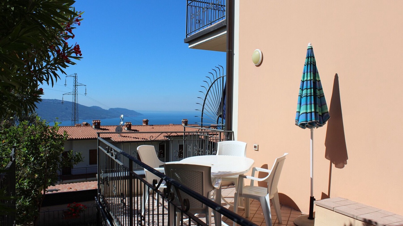 Photo of Patio Balcony in Oldesio