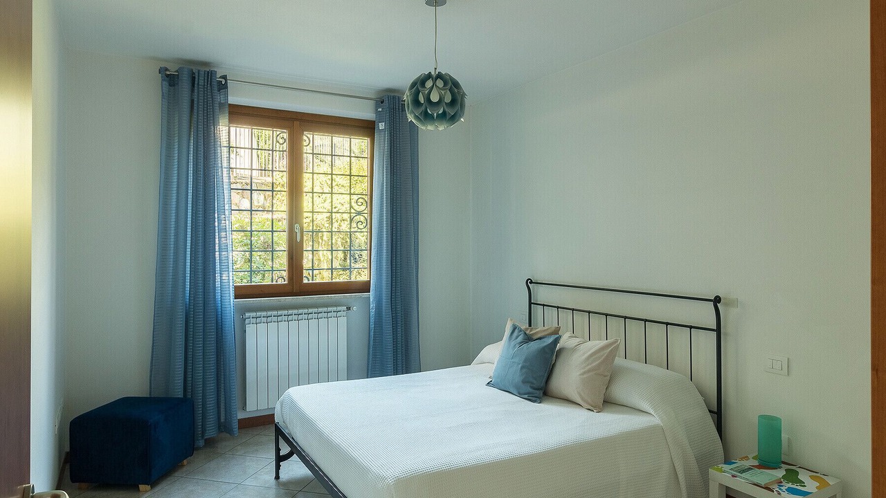 Photo of Bedroom in Polpenazze del Garda