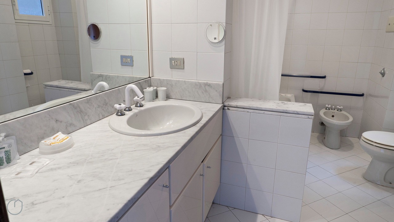Photo of Bathroom in Central Station