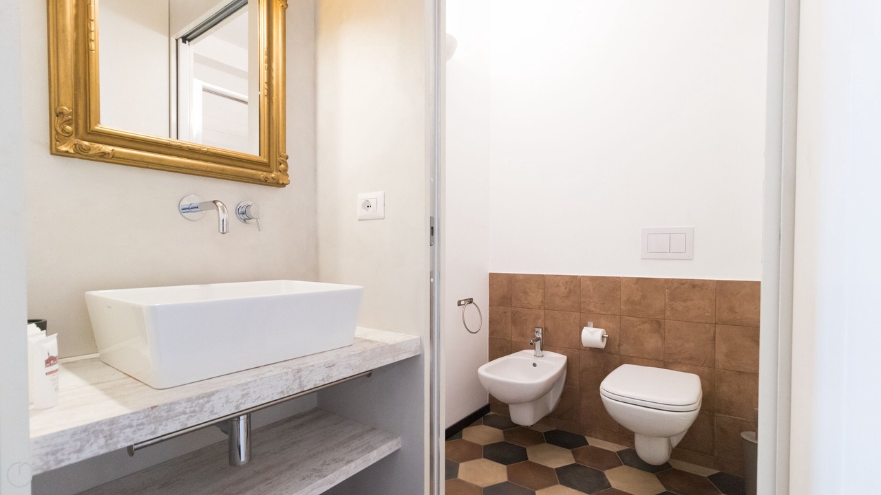Photo of Bathroom in Dergano