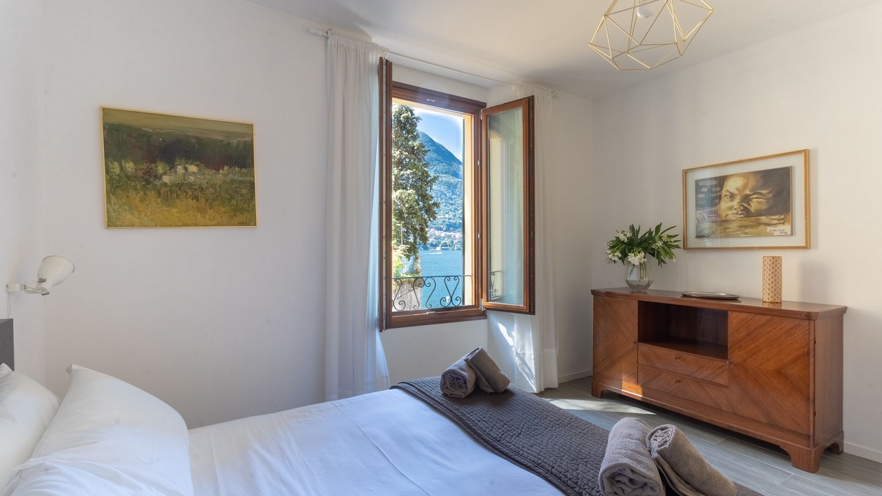 Photo of Bedroom in Carate Urio