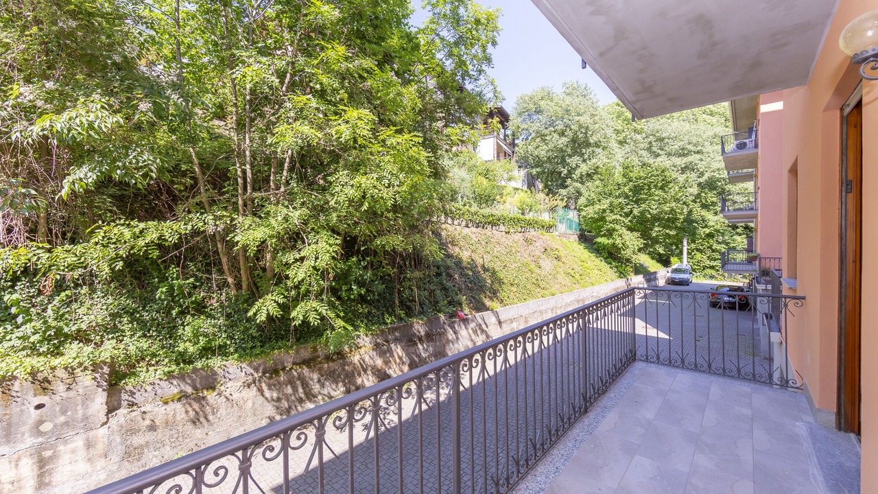 Photo of Patio Balcony in Carlazzo