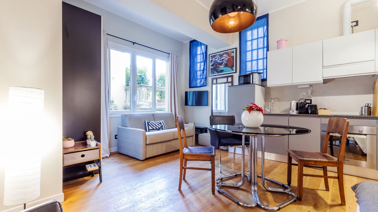 Photo of Livingroom in Magenta