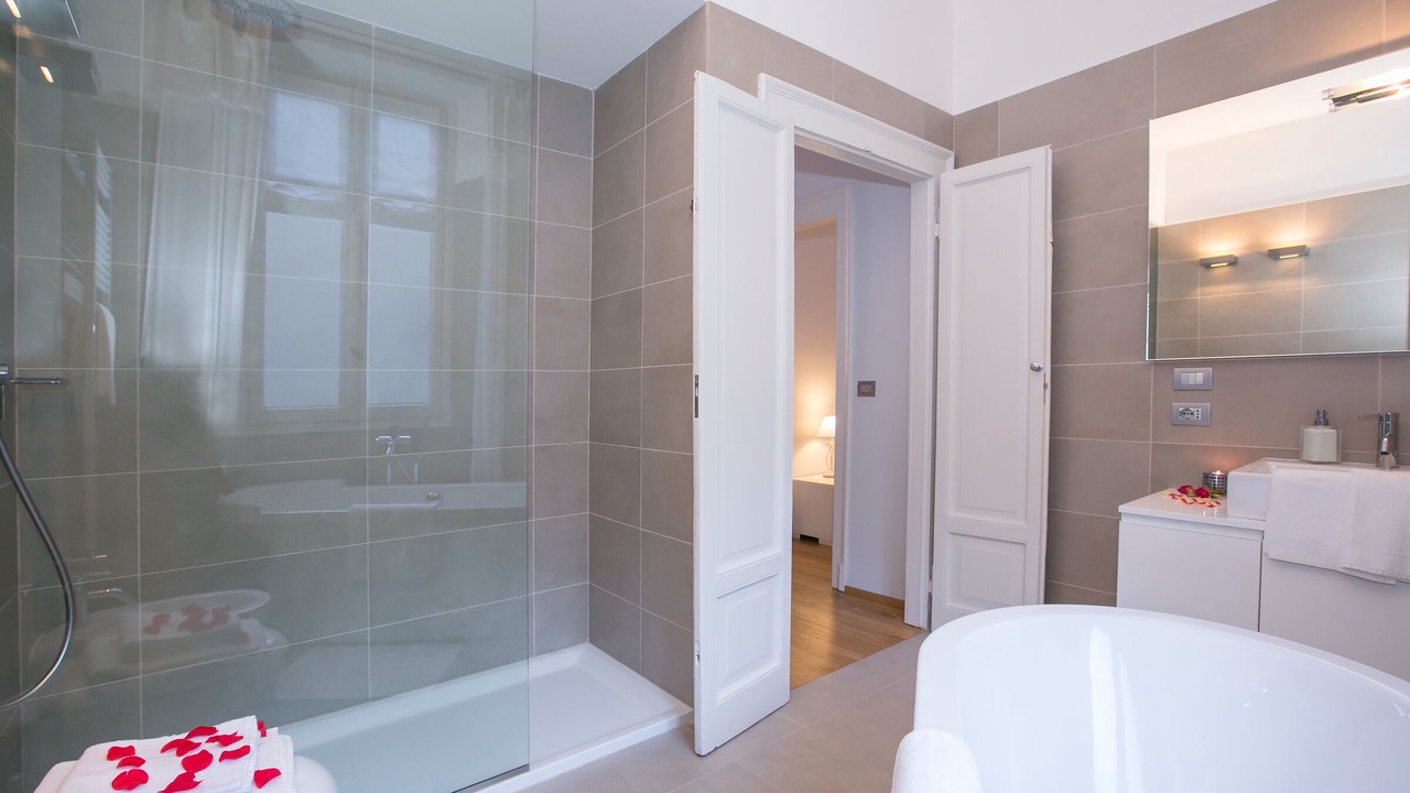 Photo of Bathroom in Laglio