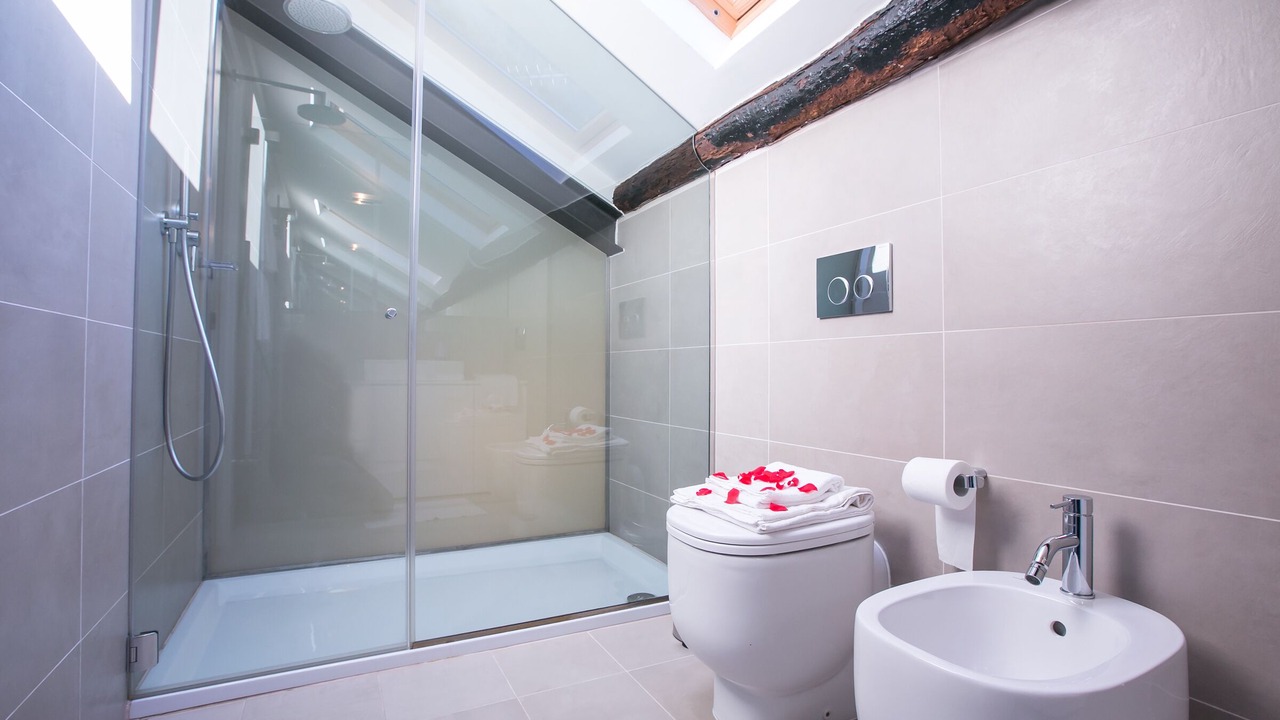 Photo of Bathroom in Laglio