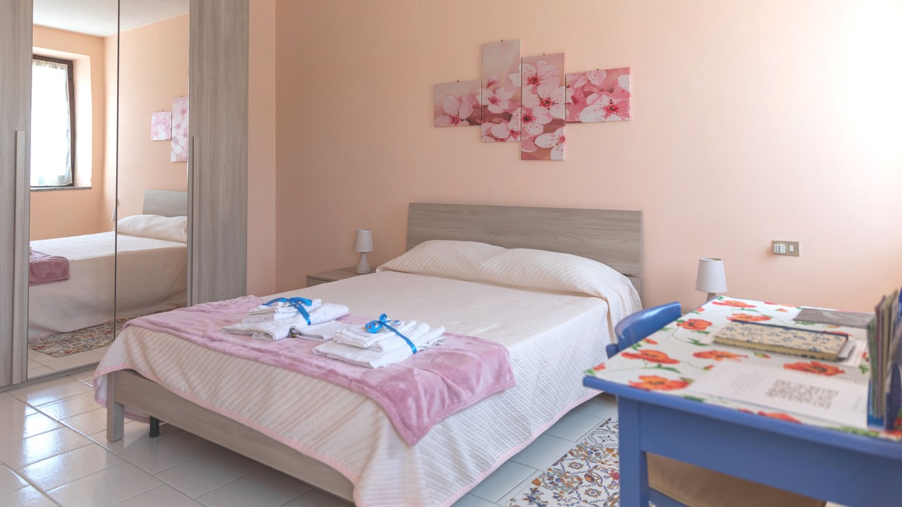 Photo of Bedroom in Monvalle
