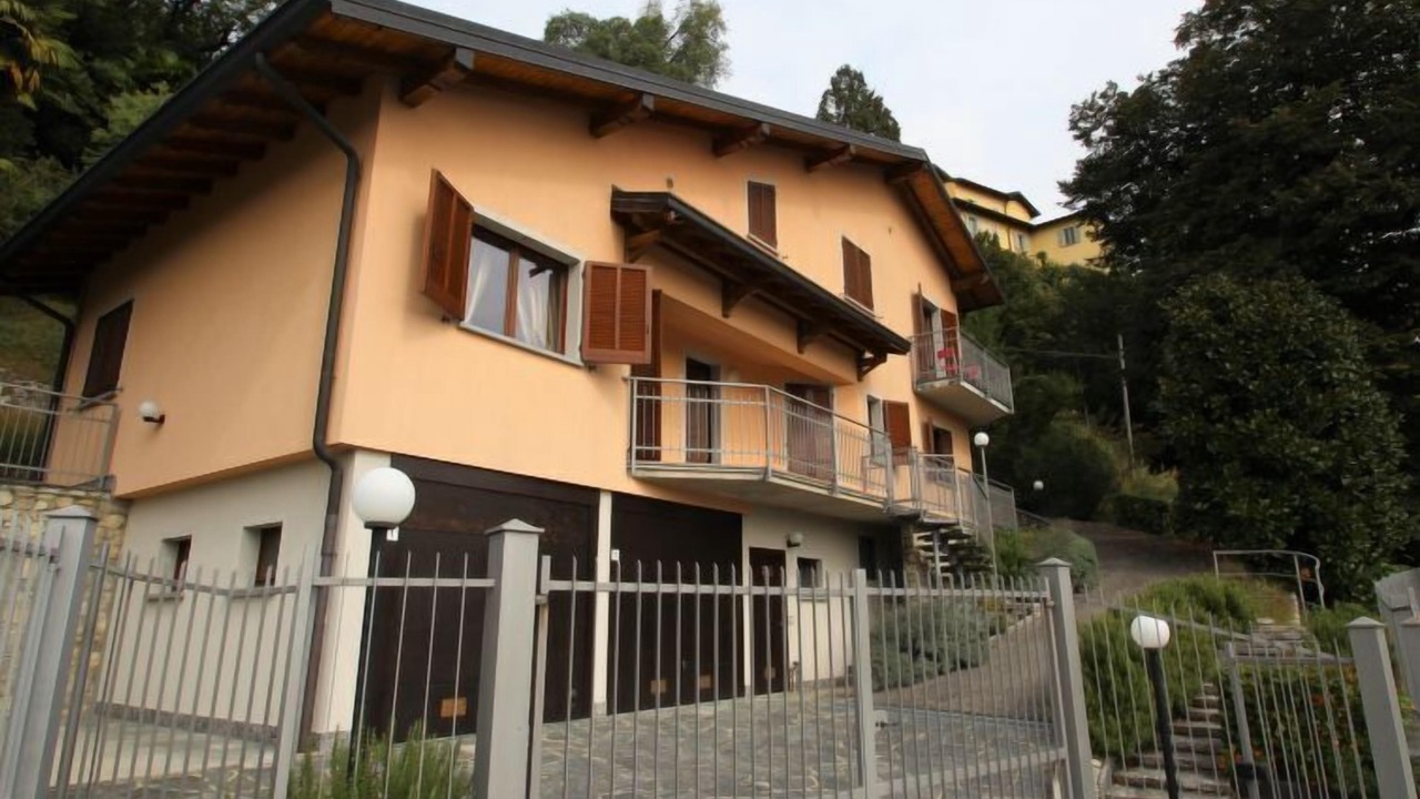Photo of Others in Brezzo di Bedero