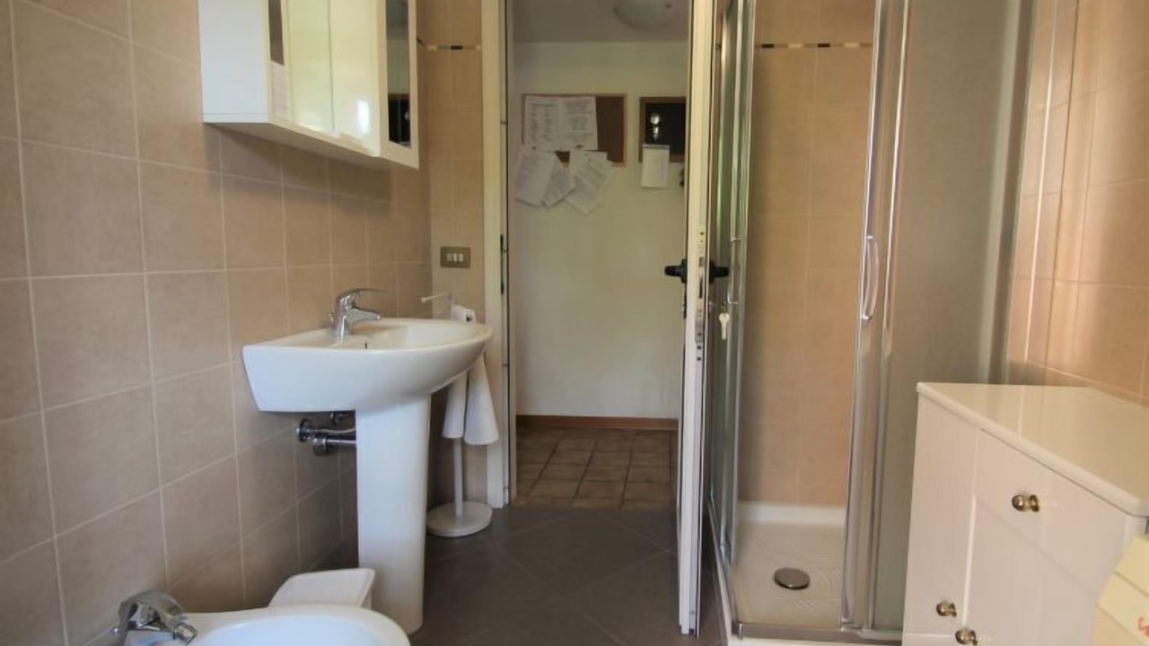Photo of Bathroom in Gardola