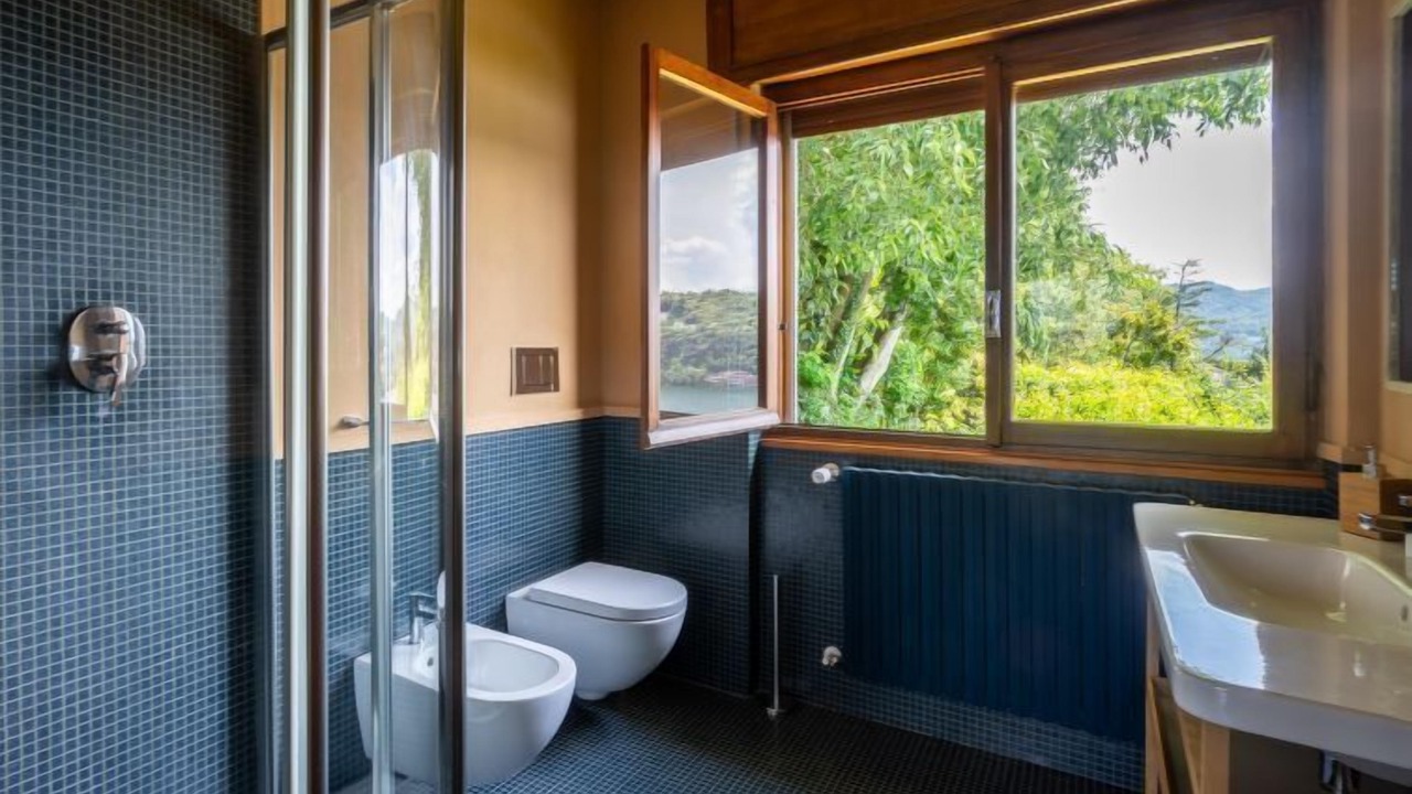 Photo of Bathroom in Laveno