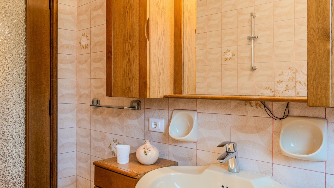 Photo of Bathroom in Cerano d'Intelvi