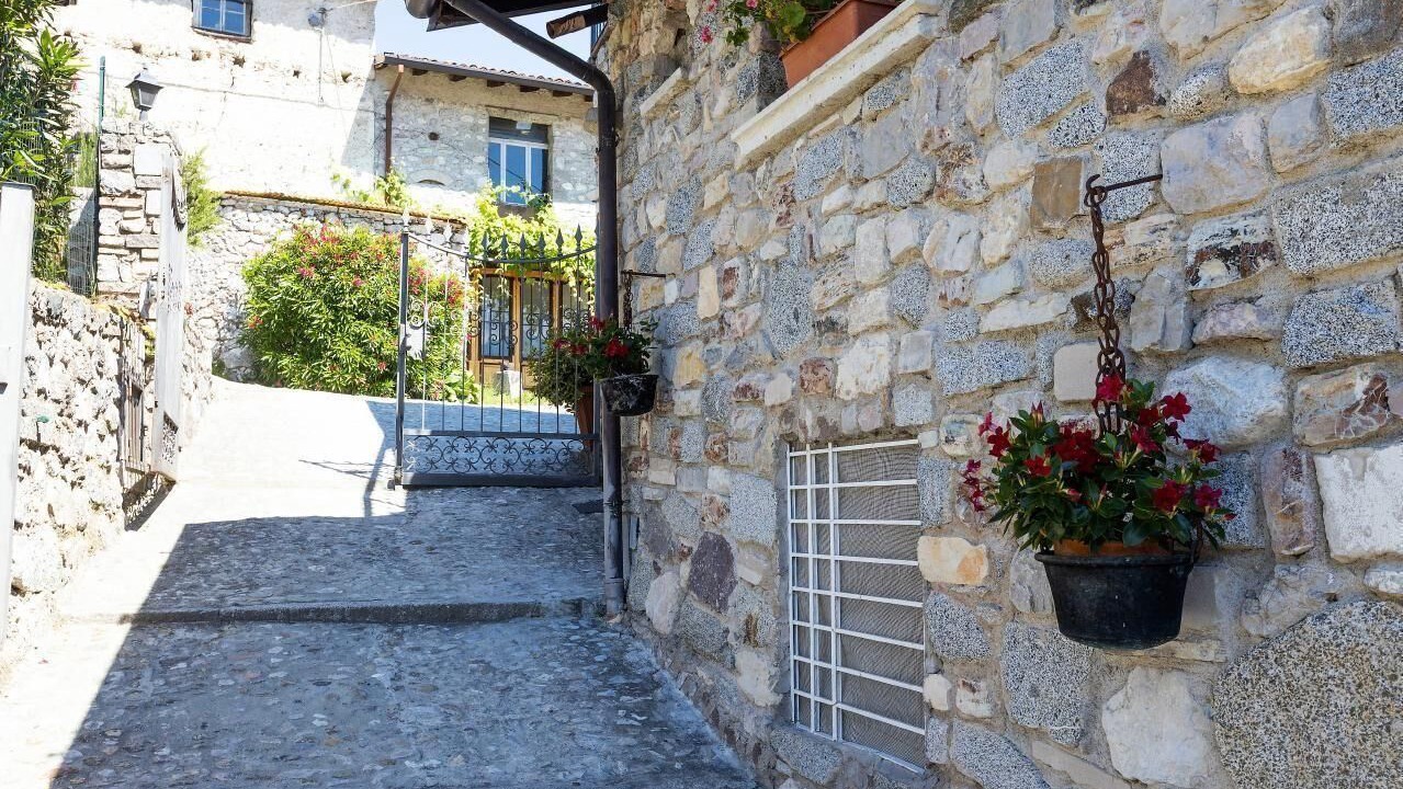 Photo of Outdoor in Vesio