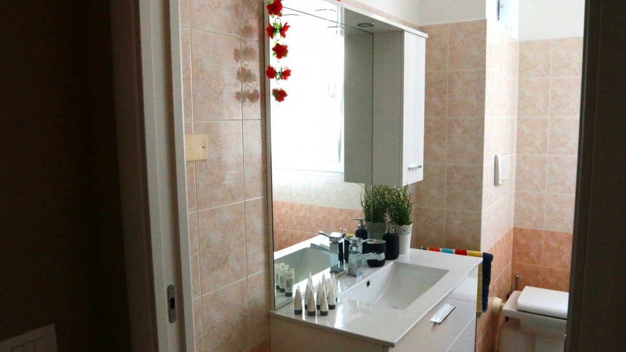 Photo of Bathroom in Rho