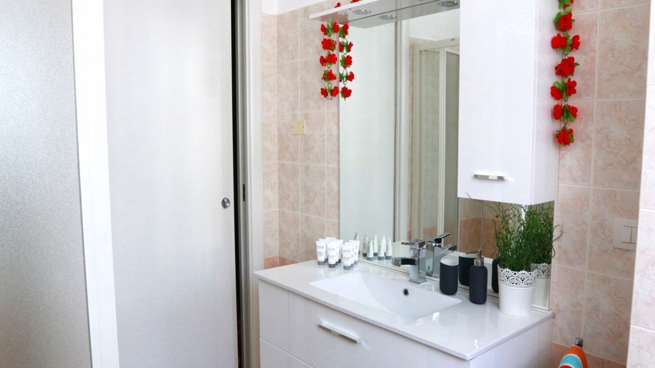 Photo of Bathroom in Rho