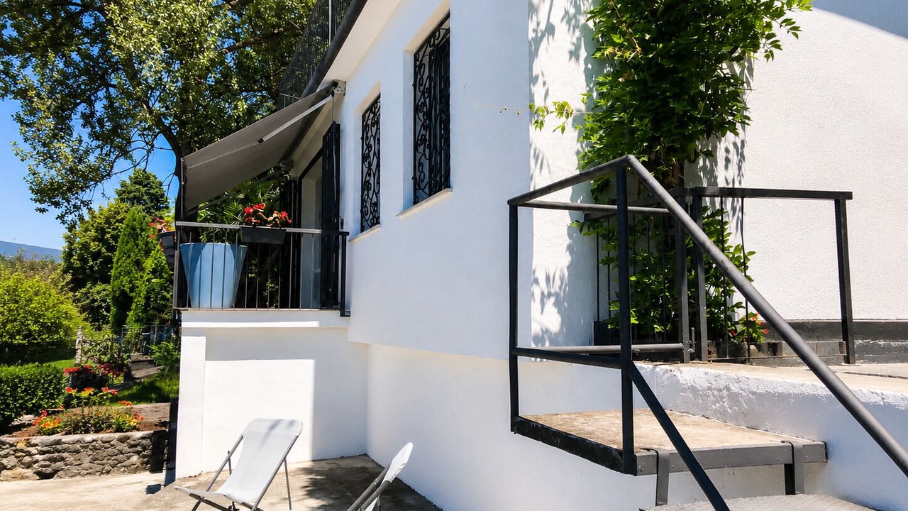 Photo of Patio Balcony in Brezzo di Bedero
