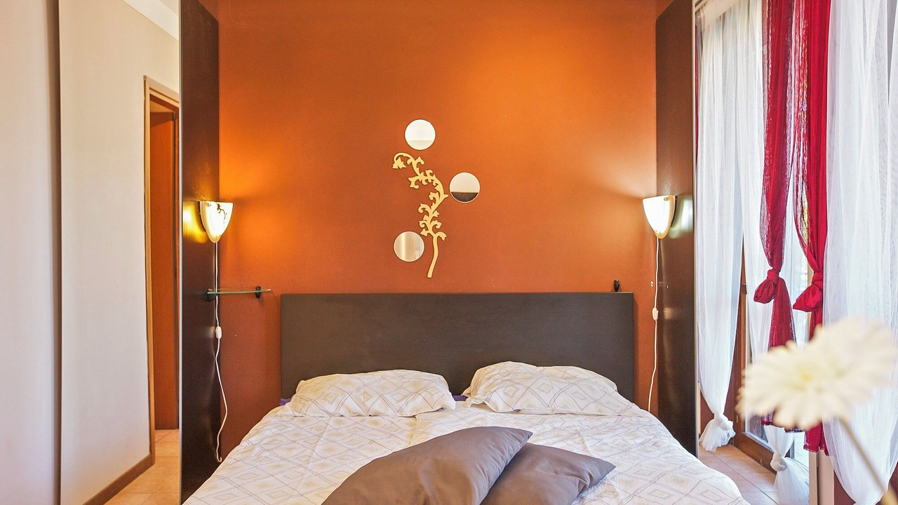 Photo of Bedroom in Maccagno con Pino e Veddasca
