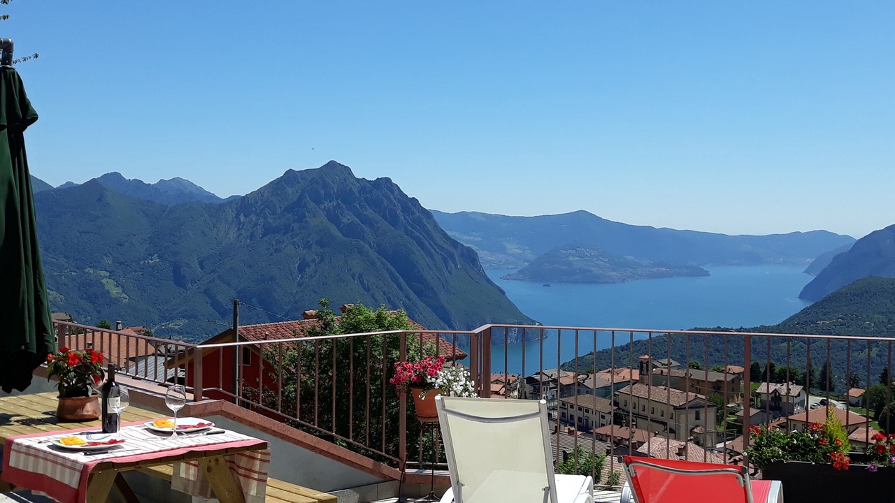 Photo of Outdoor in Bossico
