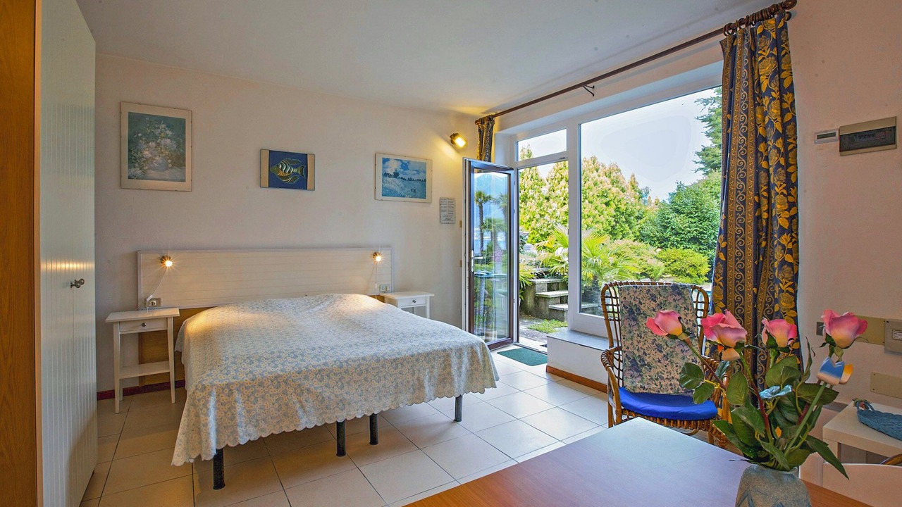 Photo of Bedroom in Porto Valtravaglia