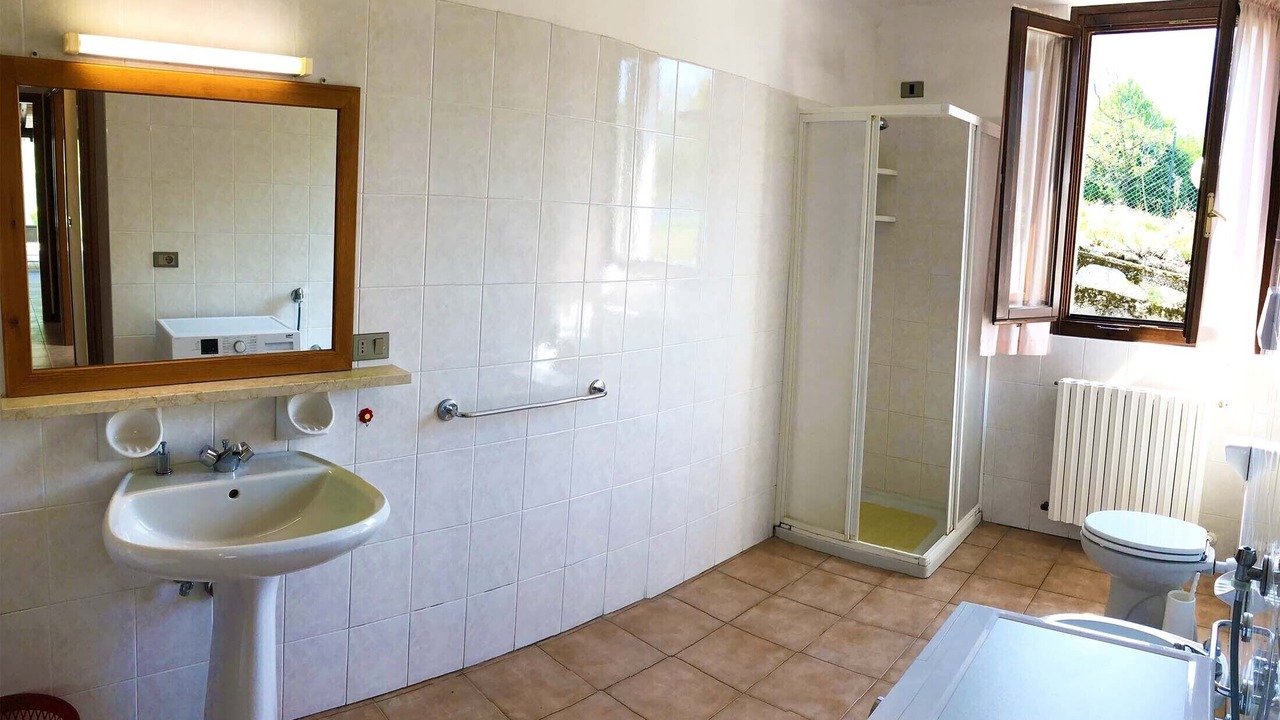 Photo of Bathroom in Idro