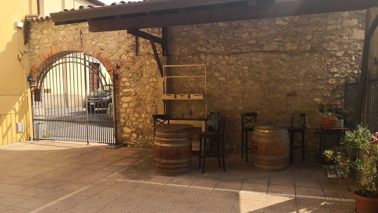 Photo of Outdoor in Roe