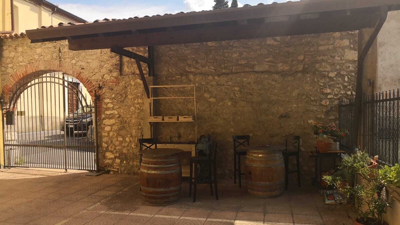 Photo of Outdoor in Roe
